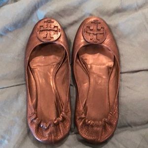 Tory Butch black pebble leather Reva